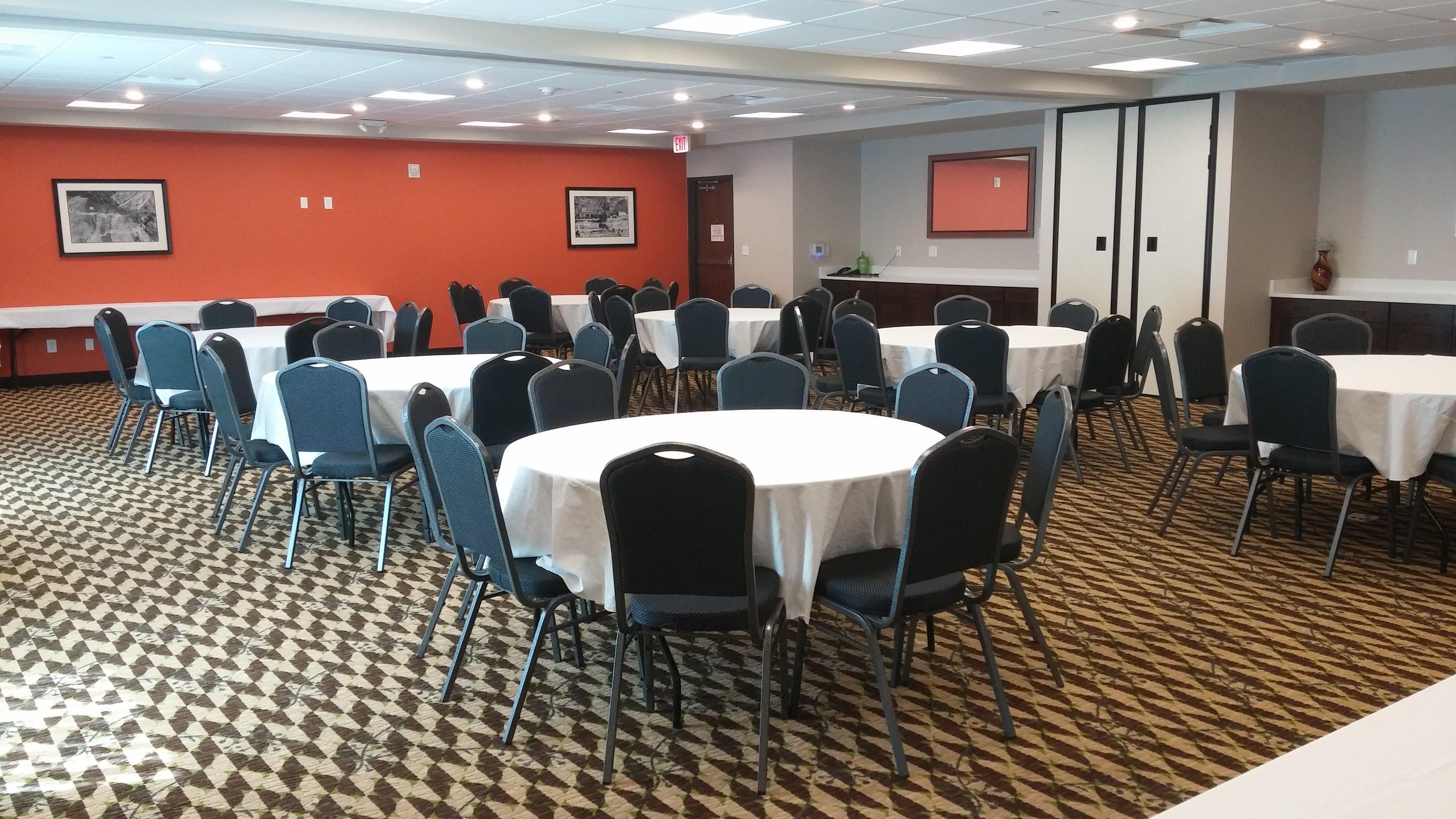 Holiday Inn Express & Suites Golden By Ihg Екстер'єр фото